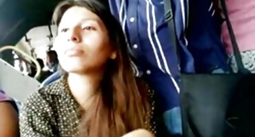 phim sex trên tàu điện Brunette có phim sex co phu de một vòi hoa sen và masturbates.